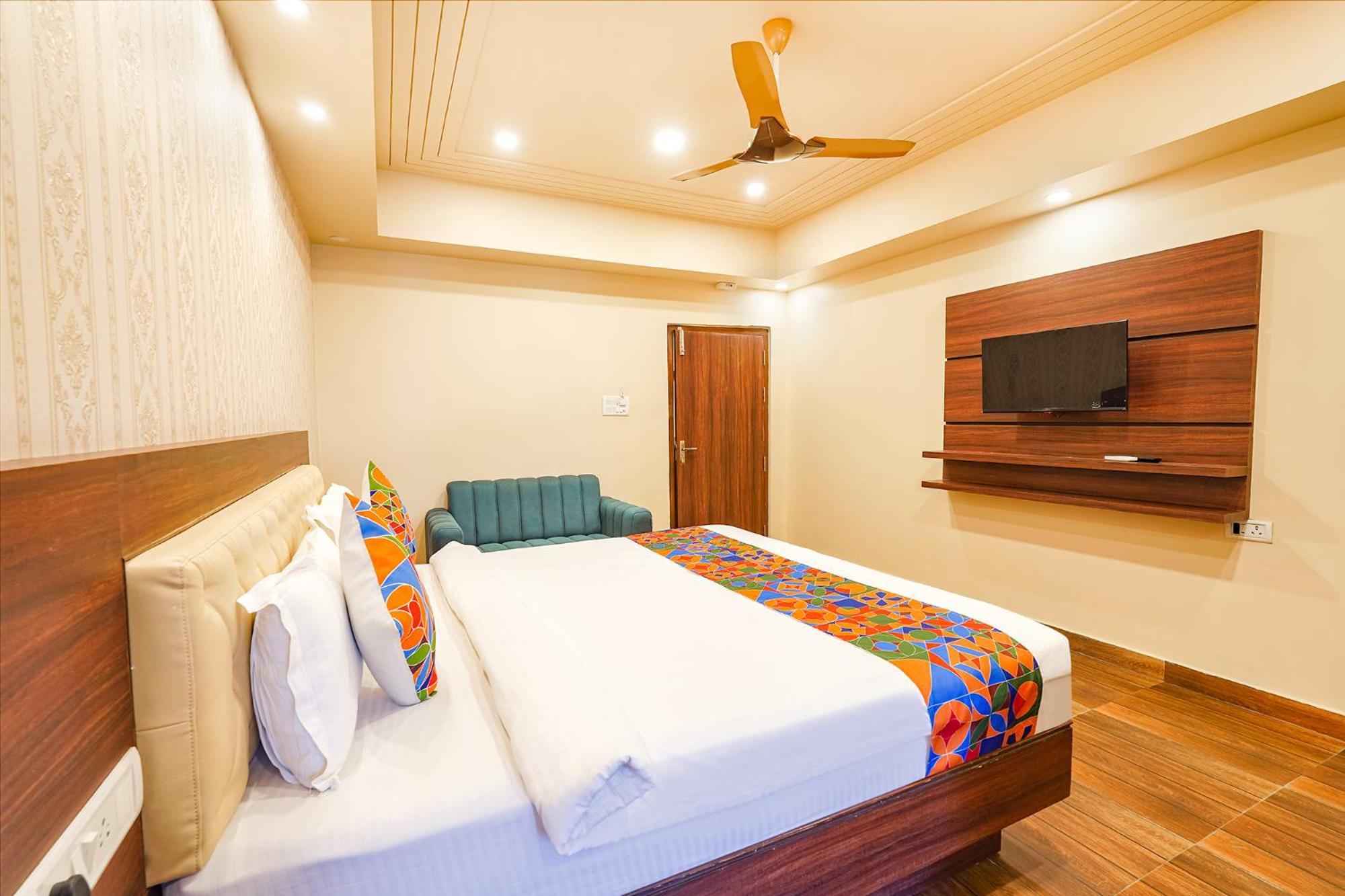 Fabhotel Grand Falcon Bangalore Exterior foto