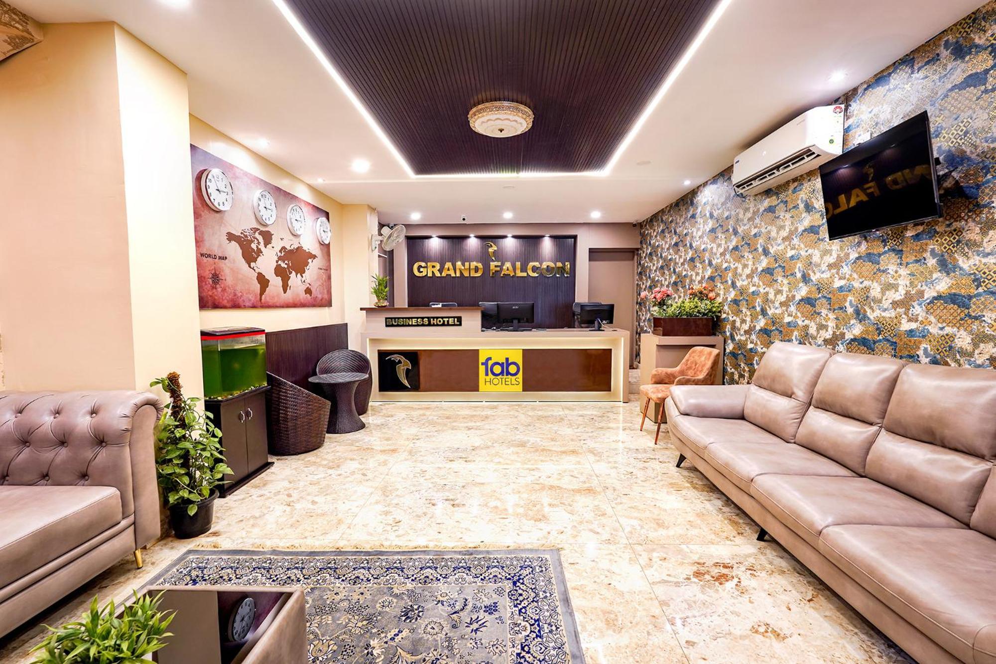 Fabhotel Grand Falcon Bangalore Exterior foto
